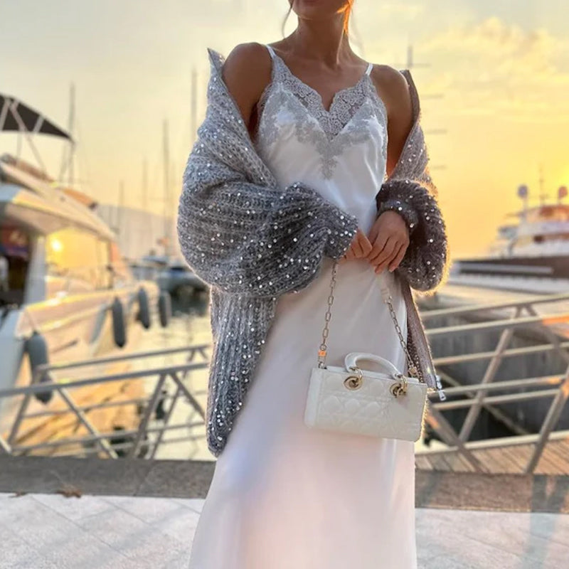 Svetr pletený s jednobarevnými flitry