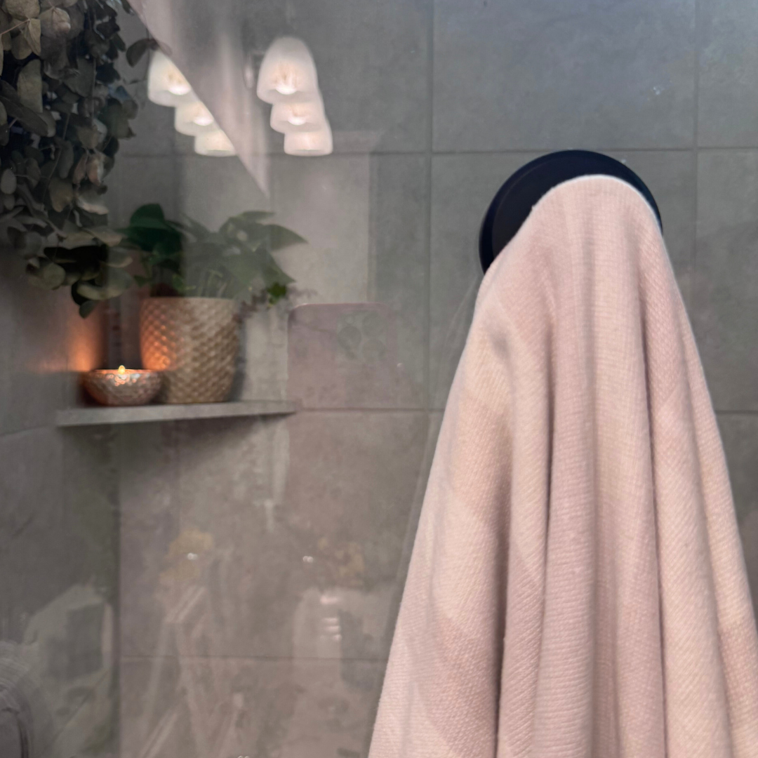 Ultrastyrkekrok med sugekopp, kan flyttes etter ønske